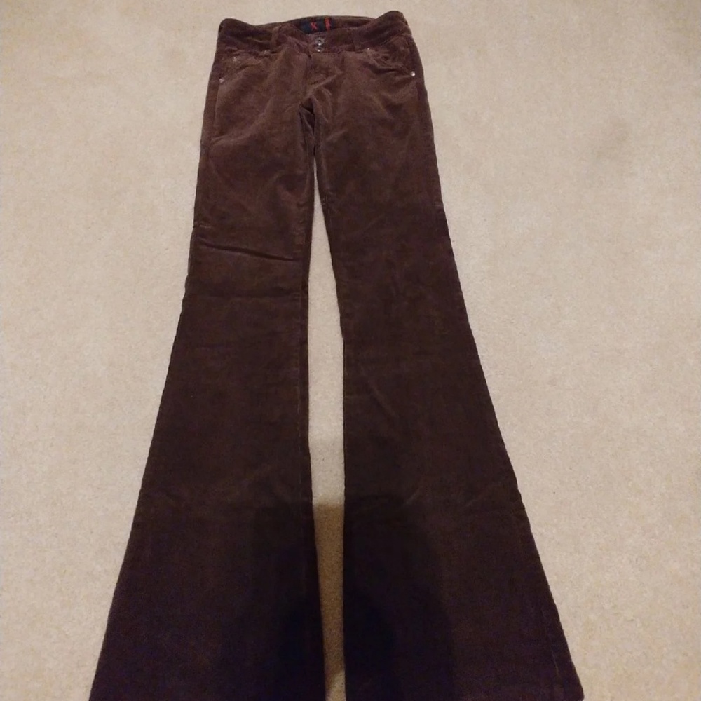 ***SOLD** Lvl X Brown corduroy pants